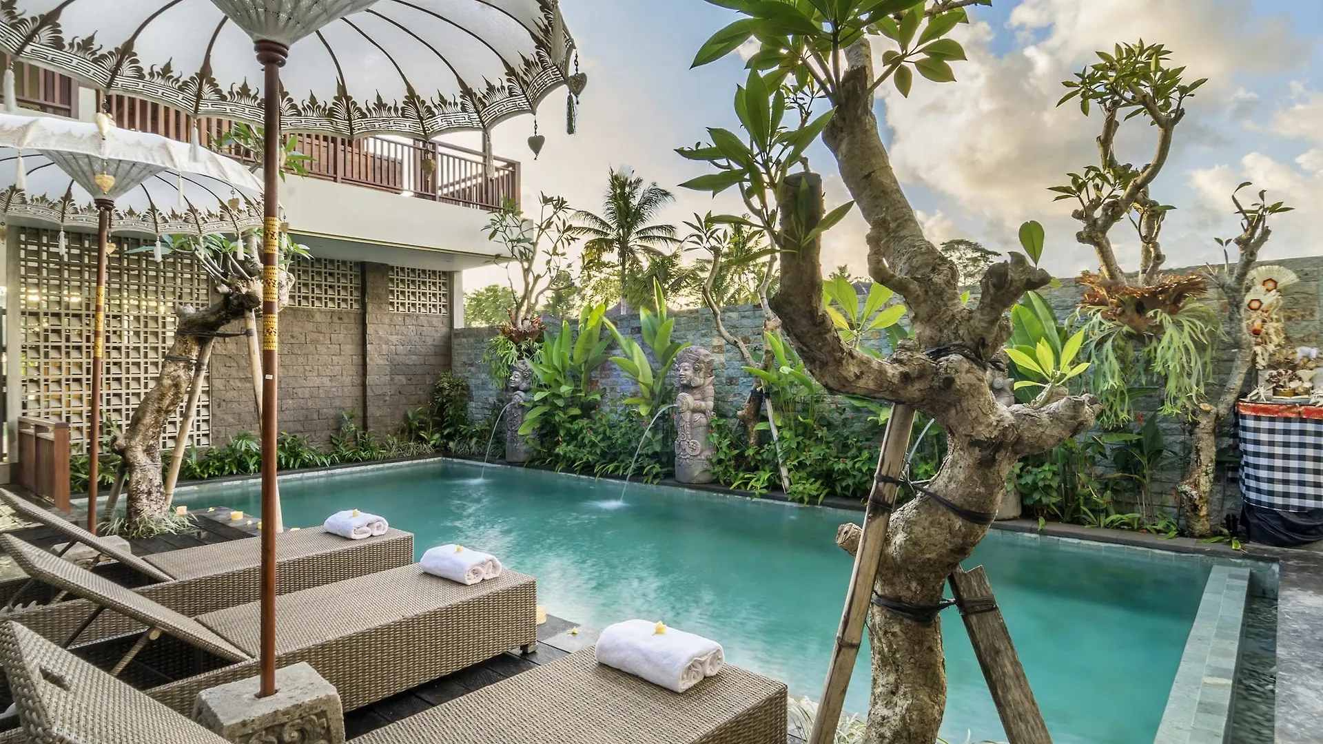 Bumi Muwa Ubud Katiklantang 3*,  Indonezja
